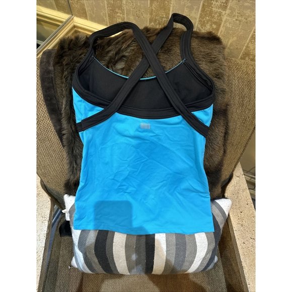 Victoria Secret VSX Tank Top built in Sports Bra Womens XS Turquoise Blue‎ - Picture 3 of 3